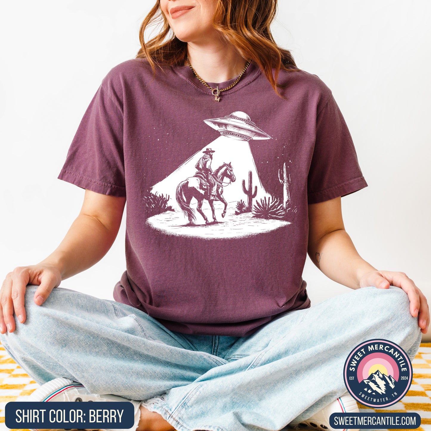 Cowboy and UFO - Comfort Colors - Short Sleeve Tee