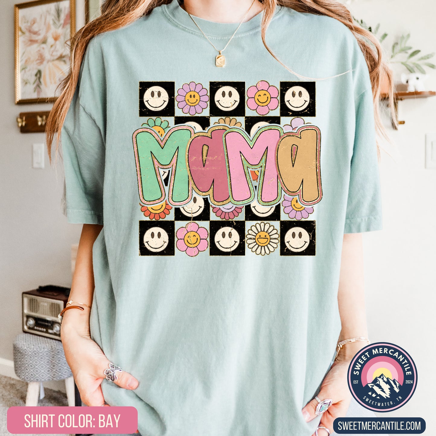 Groovy Mama - Comfort Colors - Short Sleeve Tee