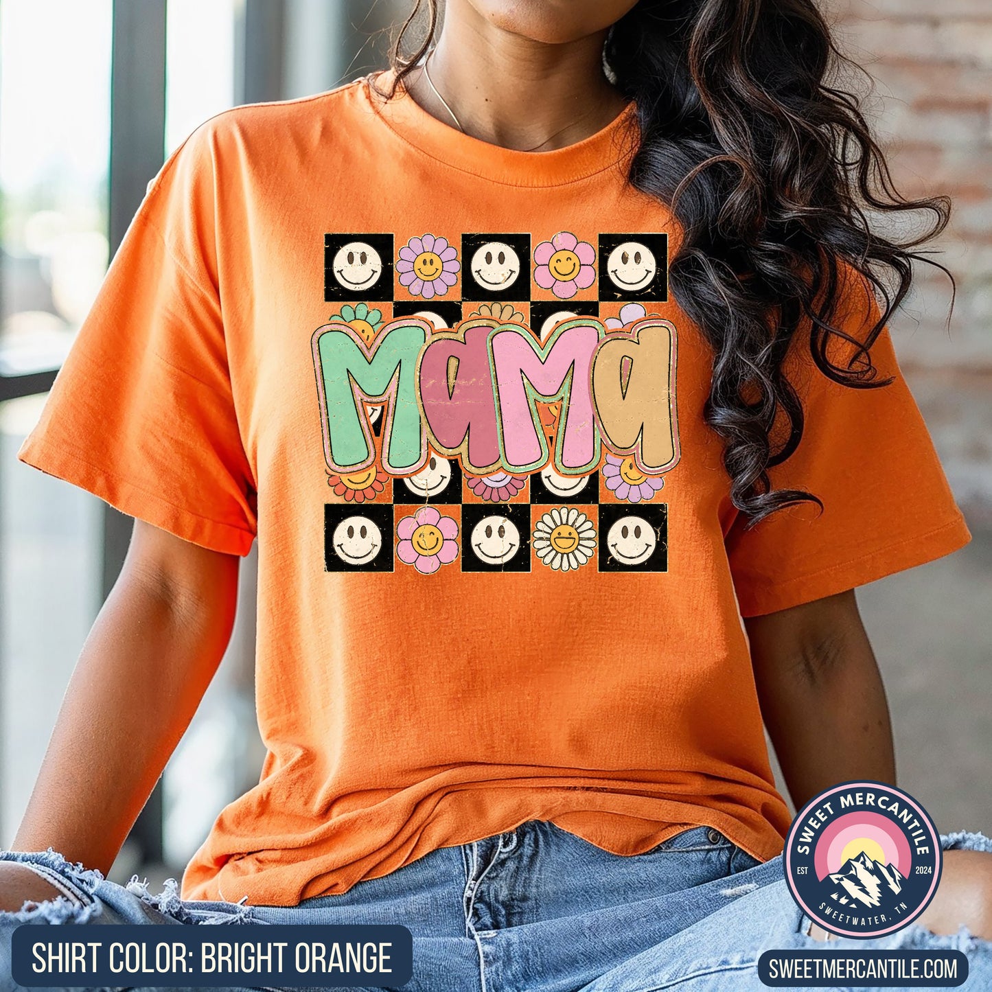 Groovy Mama - Comfort Colors - Short Sleeve Tee