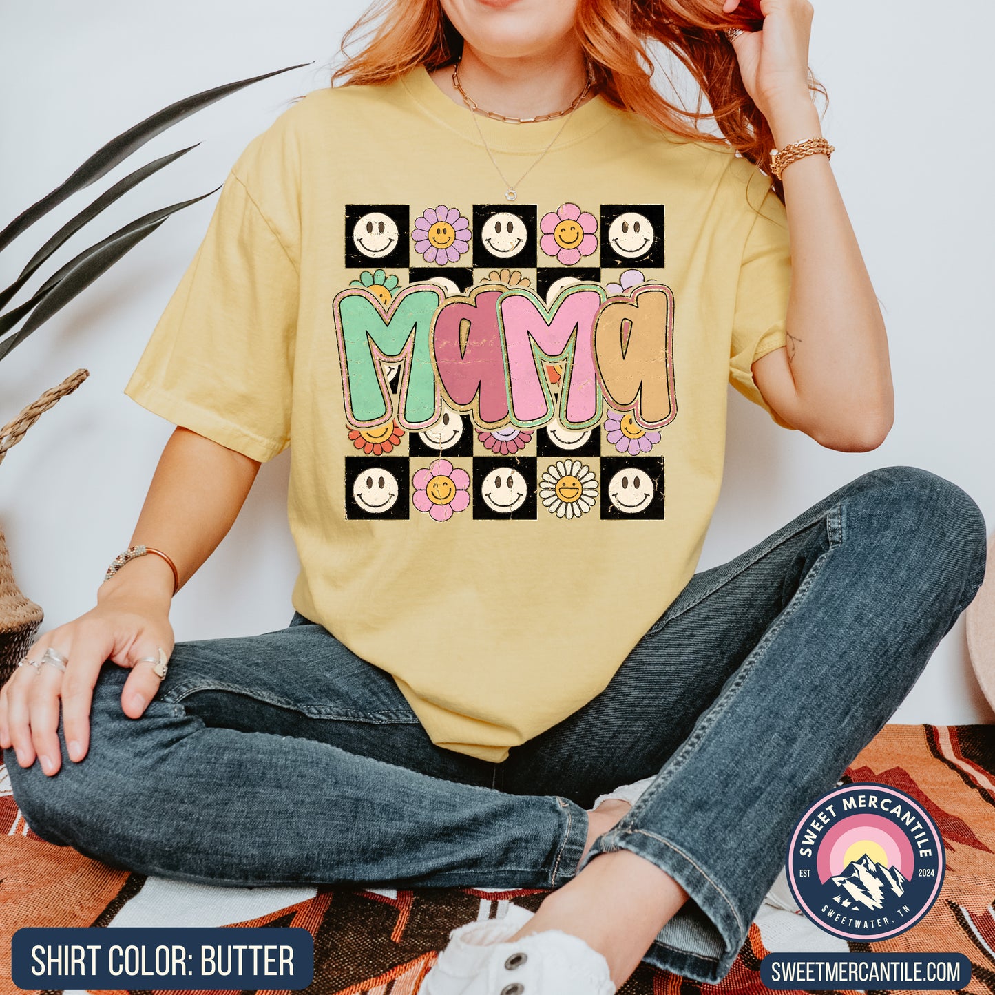 Groovy Mama - Comfort Colors - Short Sleeve Tee