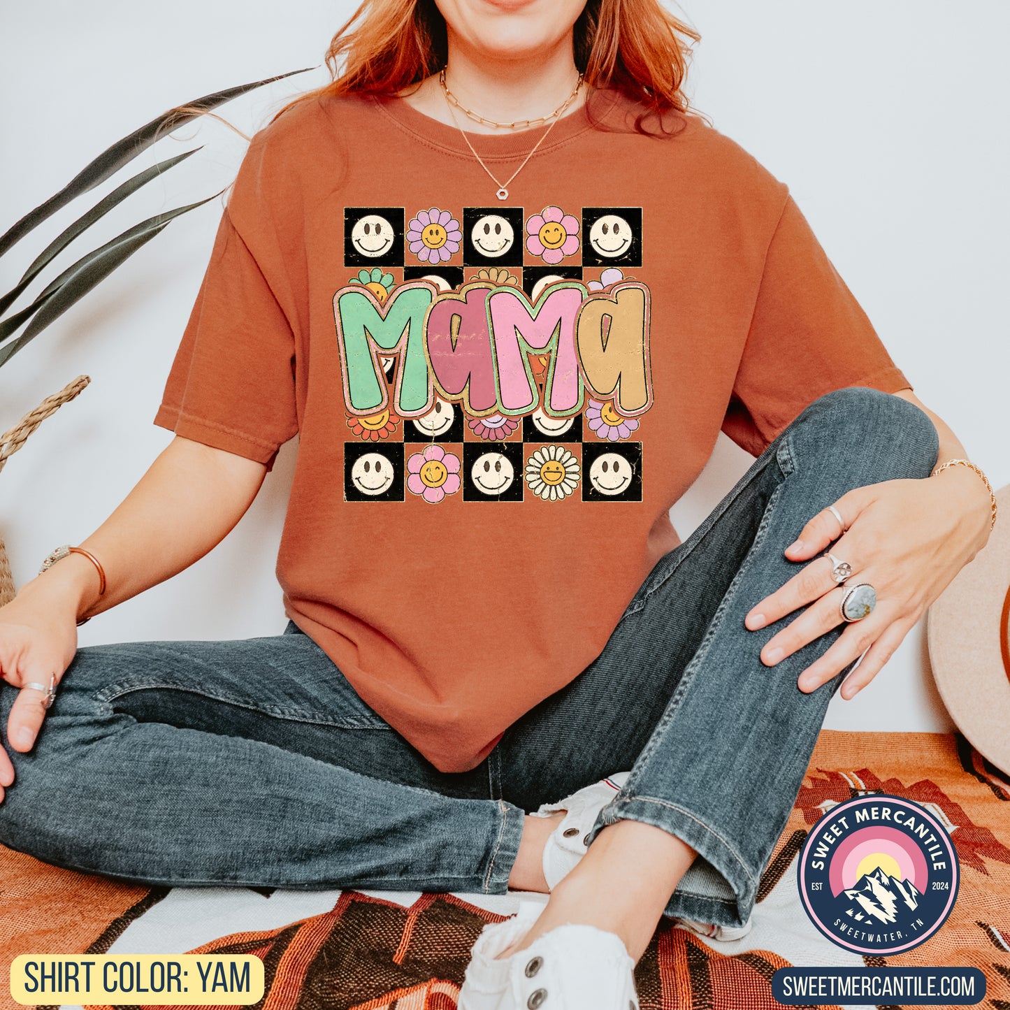 Groovy Mama - Comfort Colors - Short Sleeve Tee